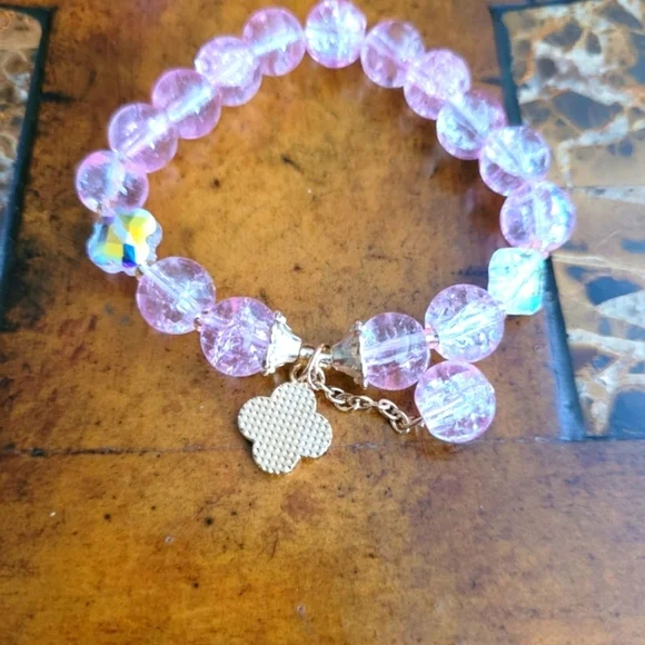 Elegant Pink Beaded Bracelet Set - Picture 6 of 9